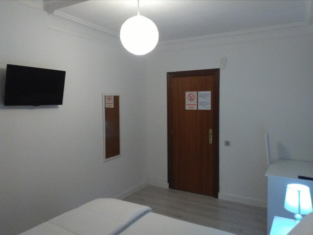 Pension Saint Mateo Логроньо Екстериор снимка